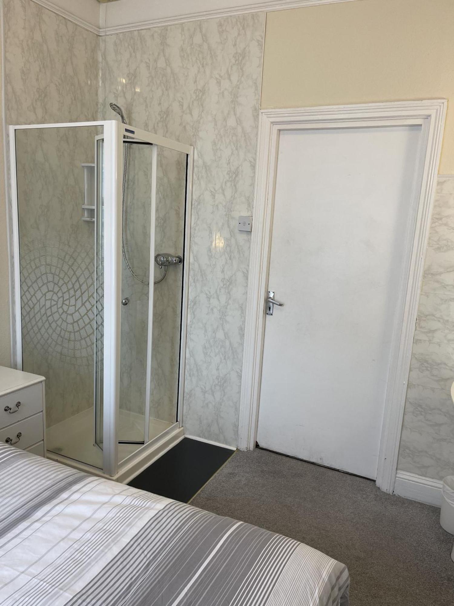 Lamplighter Guesthouse Plymouth Bilik gambar